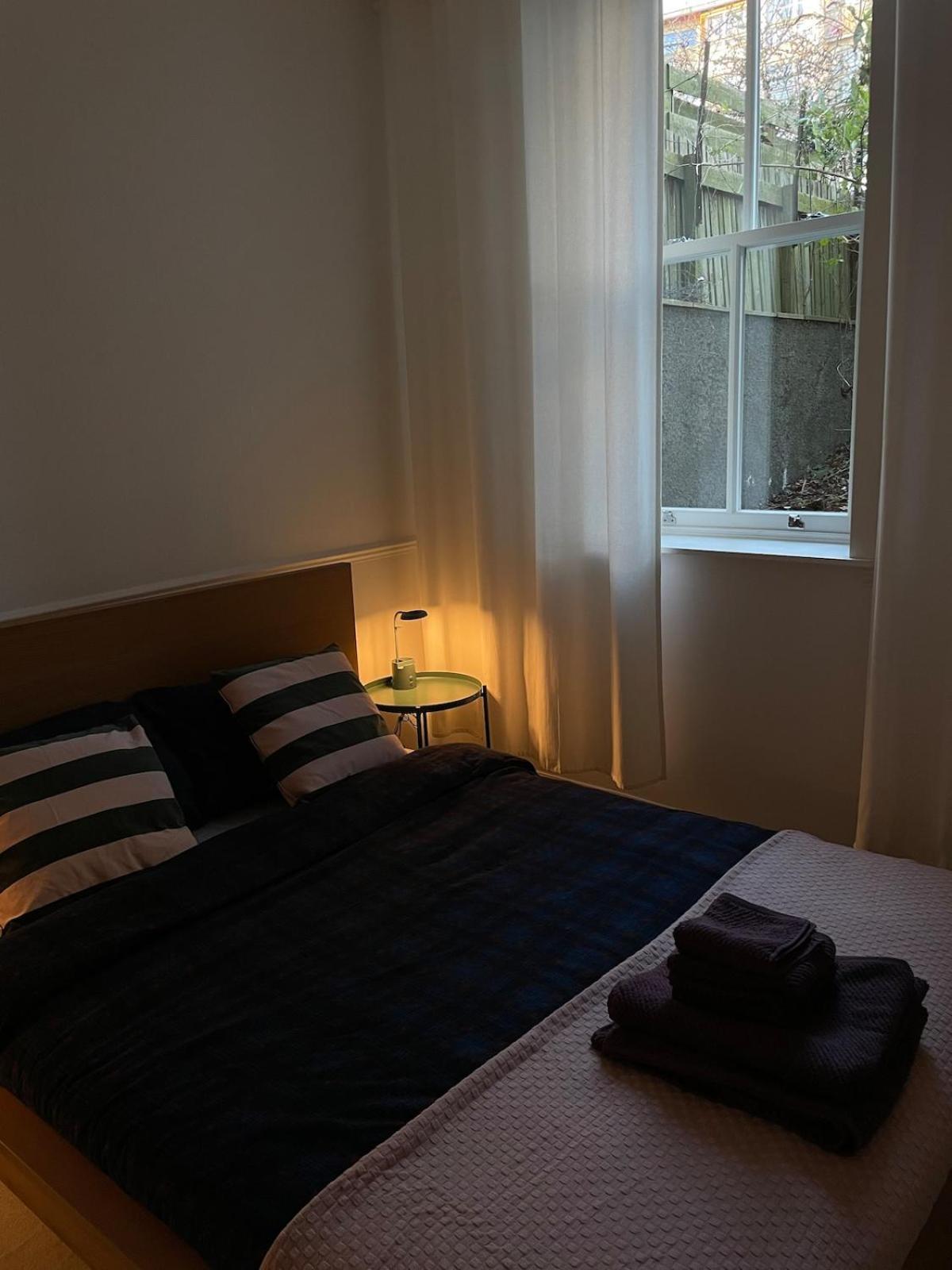 Cozy Flat In The Heart Of Leith Apartment Edinburgh Bagian luar foto